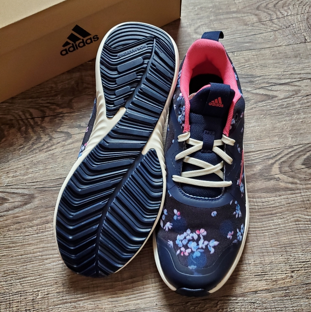 NEW adidas FortaRun - Picture 4 of 5